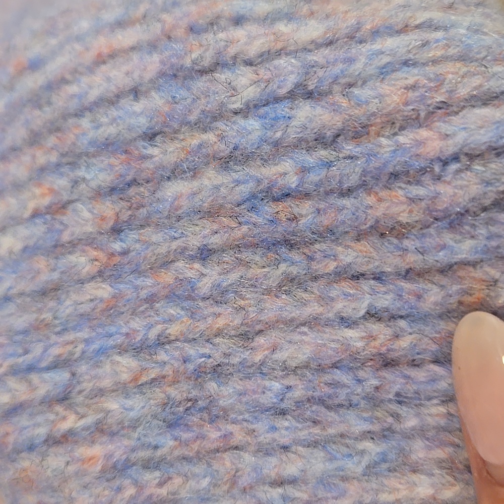 New LOFT Stylish Pastel Knit Scarf - Picture 3 of 7